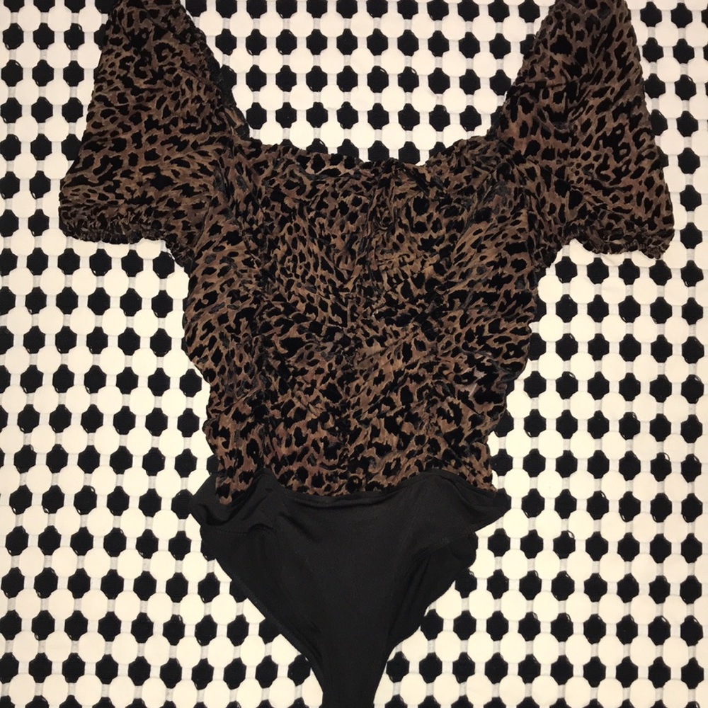 F21 Fitted Leopard Velvet Sheer Ruched Bodysuit